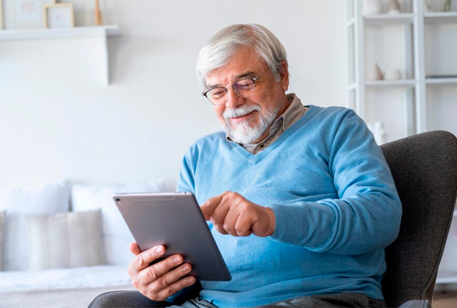 Apprentissage d’une application mobile pour soutenir le fonctionnement cognitif des aînés